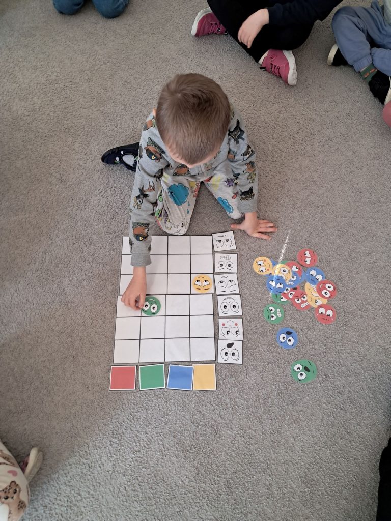 Zdjęcie wykonane podczas Warsztatów o emocjach: "Jestem radosny, jestem zły"