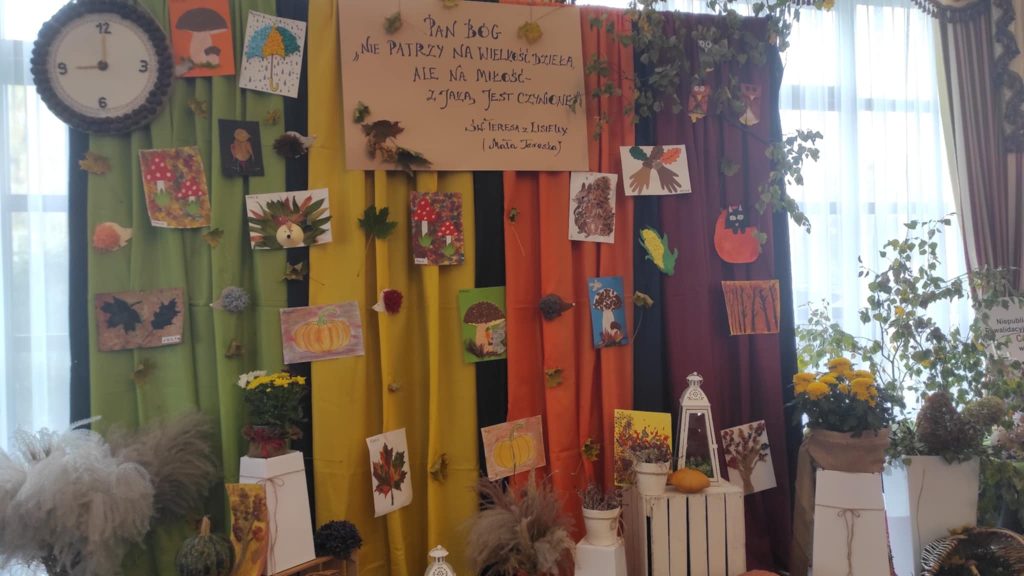 Fotorelacja z Przeglądu Twórczości Artystycznej Osób Niepełnosprawnych Powiatu Łańcuckiego