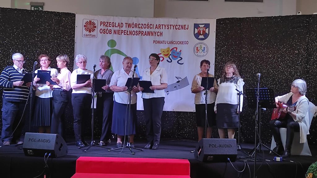 Fotorelacja z Przeglądu Twórczości Artystycznej Osób Niepełnosprawnych Powiatu Łańcuckiego