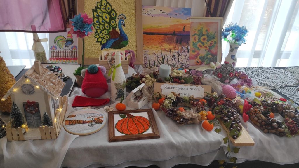 Fotorelacja z Przeglądu Twórczości Artystycznej Osób Niepełnosprawnych Powiatu Łańcuckiego