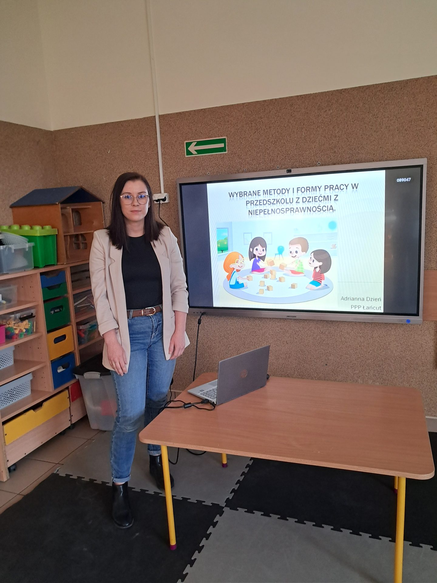 Adrianna Dzień, prowadząca szkolenie Rady Pedagogicznej PM 1 w Markowej